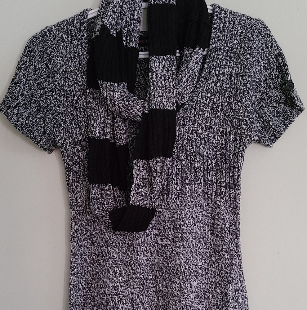 Grey, Rib-knit style mini dress. Large.